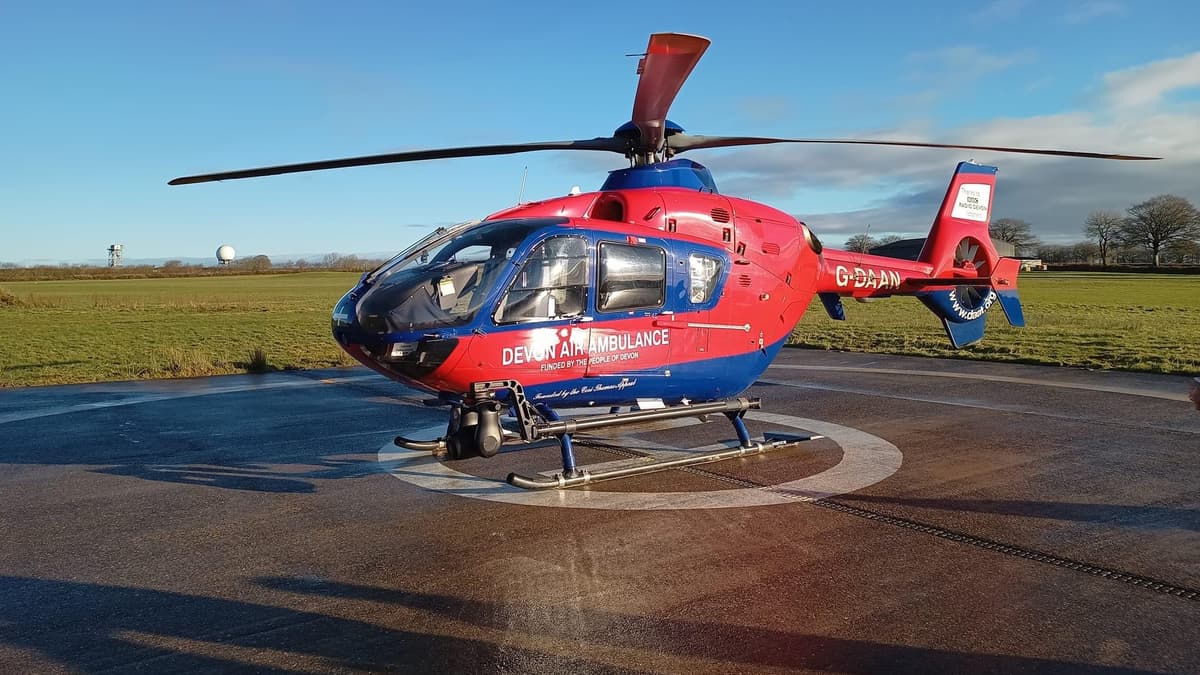 Viewfinder Tours raises £850, £400 for Devon Air Ambulance
